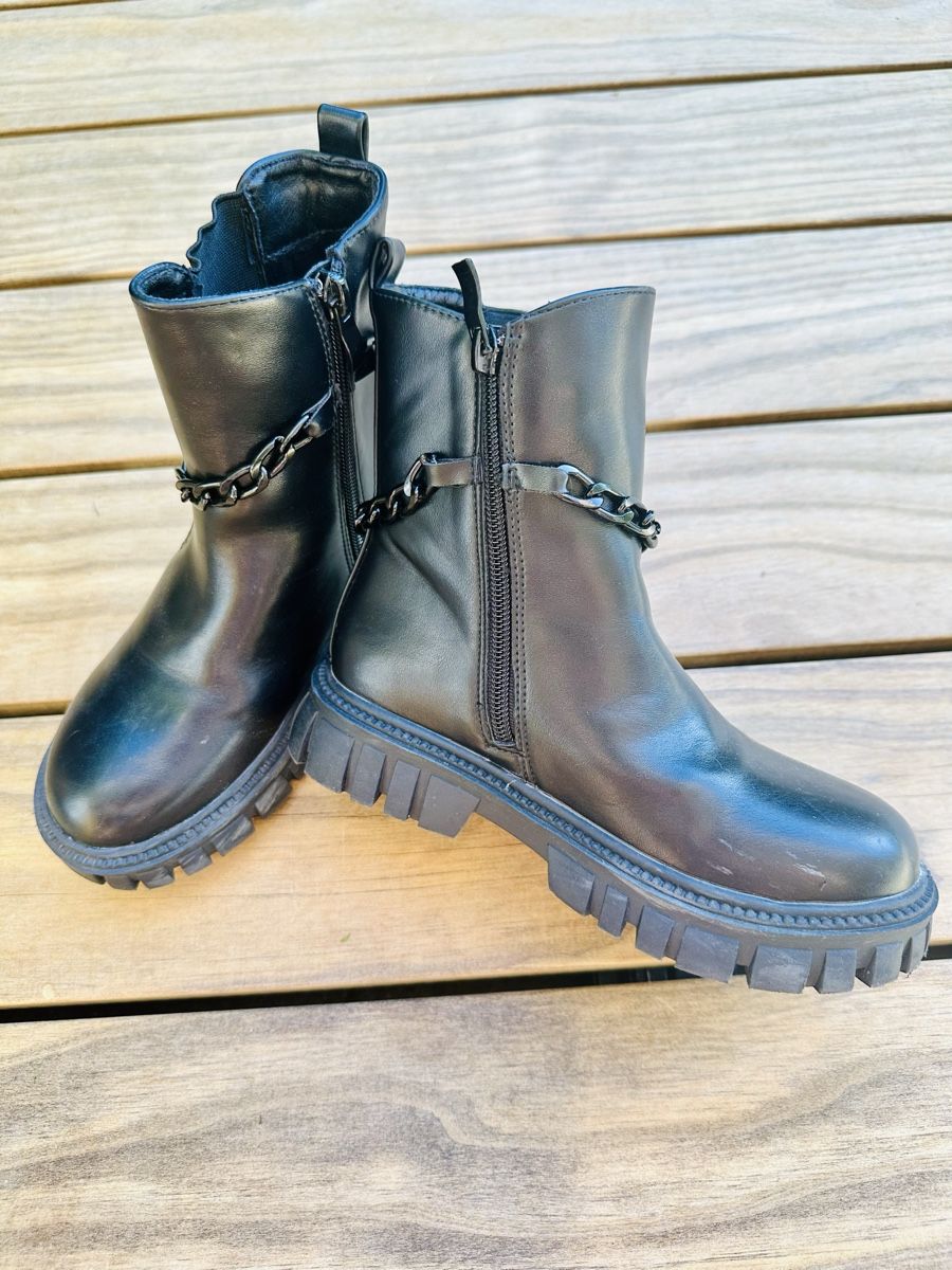 Scarpe per ragazze: Coole Bikerboots in Grösse 32 – Nuovo (secondo la descrizione) da Bottighofen venduto da Tonic1977