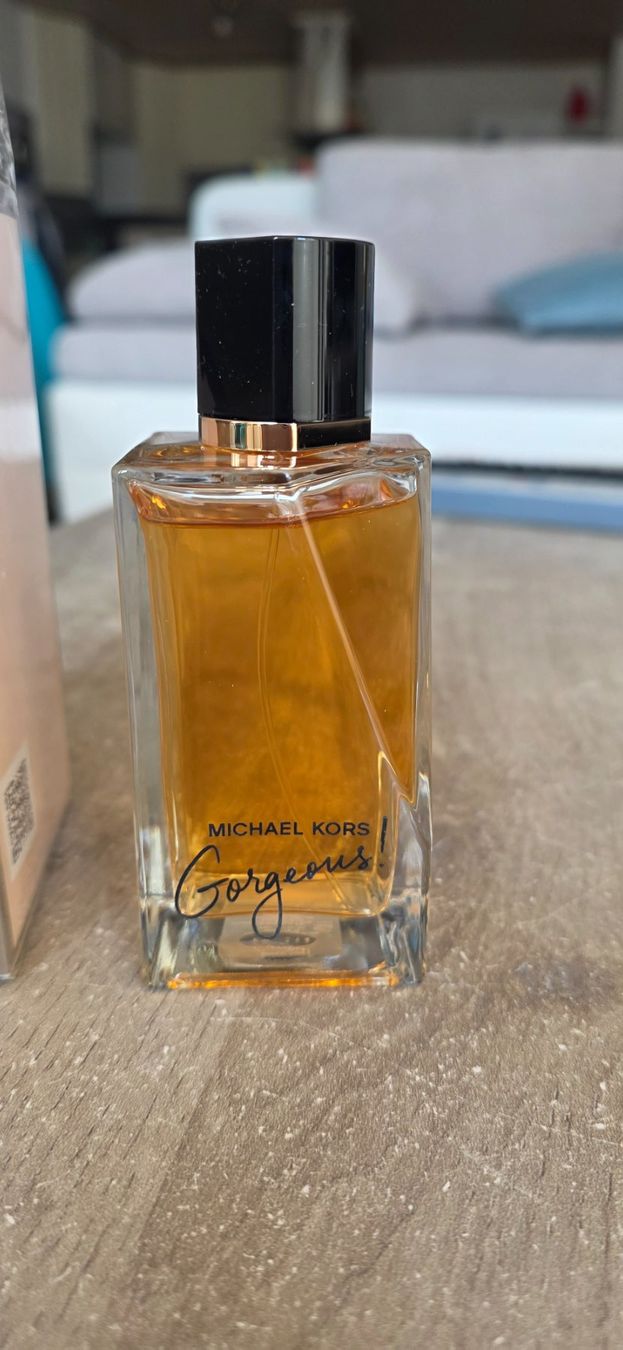 Michael Kors Parfum & Eau de Toilette: Eau de Parfum Michael Kors Gorgeous 100ml – Neu und originalverpackt aus Ste-Croix von kar_9x7w 1
