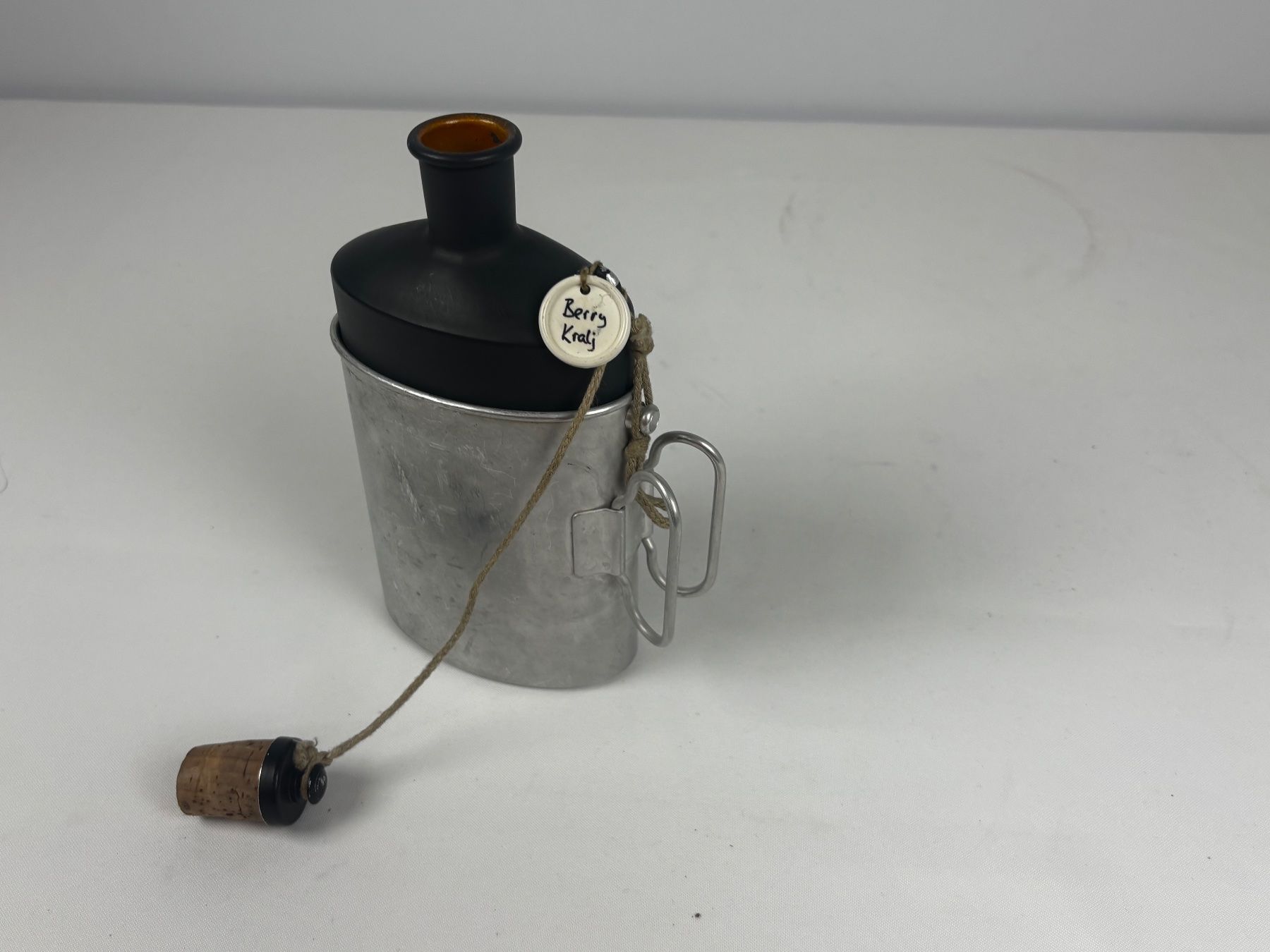 Sigg Attrezzatura & Pezzi di ricambio: Feldflasche der Schweizer Armee – Usato da Wettingen venduto da Wendemarket 3