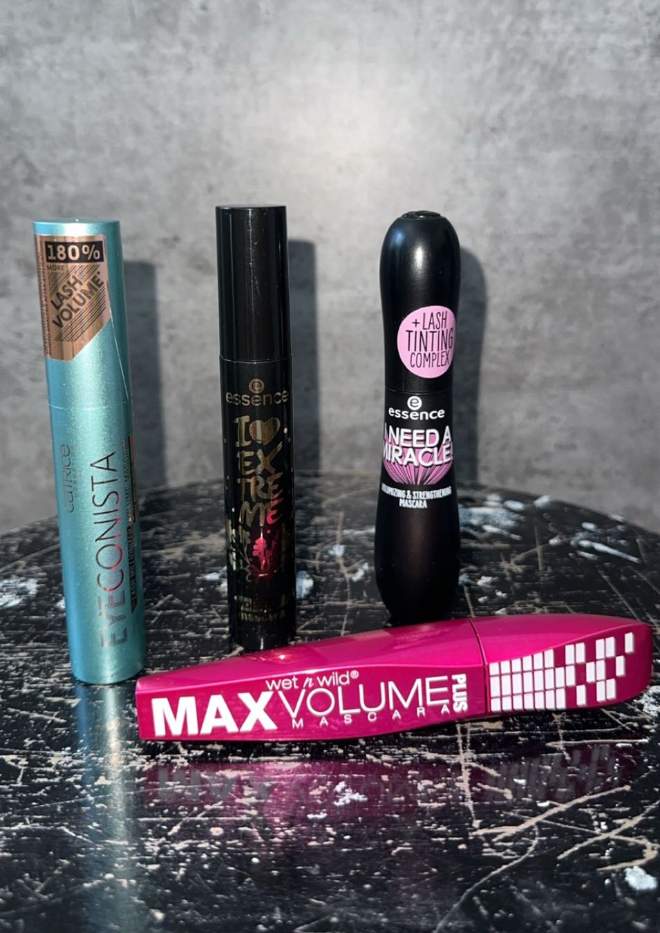 Make-up: essence - i need a miracle! mascara – Nuovo (secondo la descrizione) da Oftringen venduto da tola19