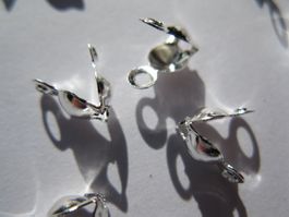 40 Kalotten Quetschenden, Endstücke längs, versilbert 7x4mm
