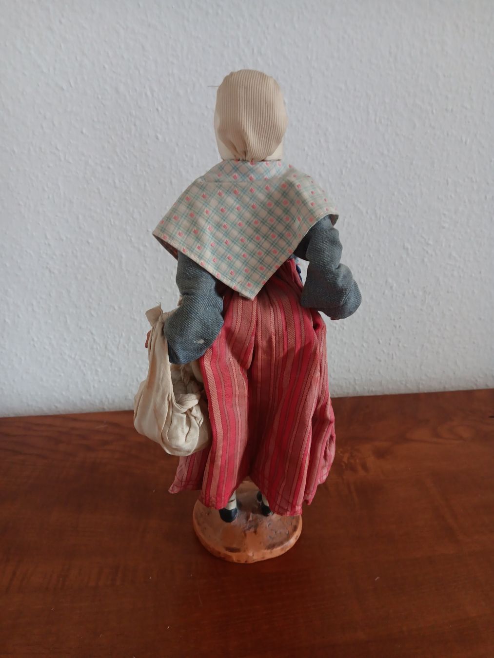 Statuette: Santon de Provence Jouglas – Usato da Lausanne venduto da Grabock 3