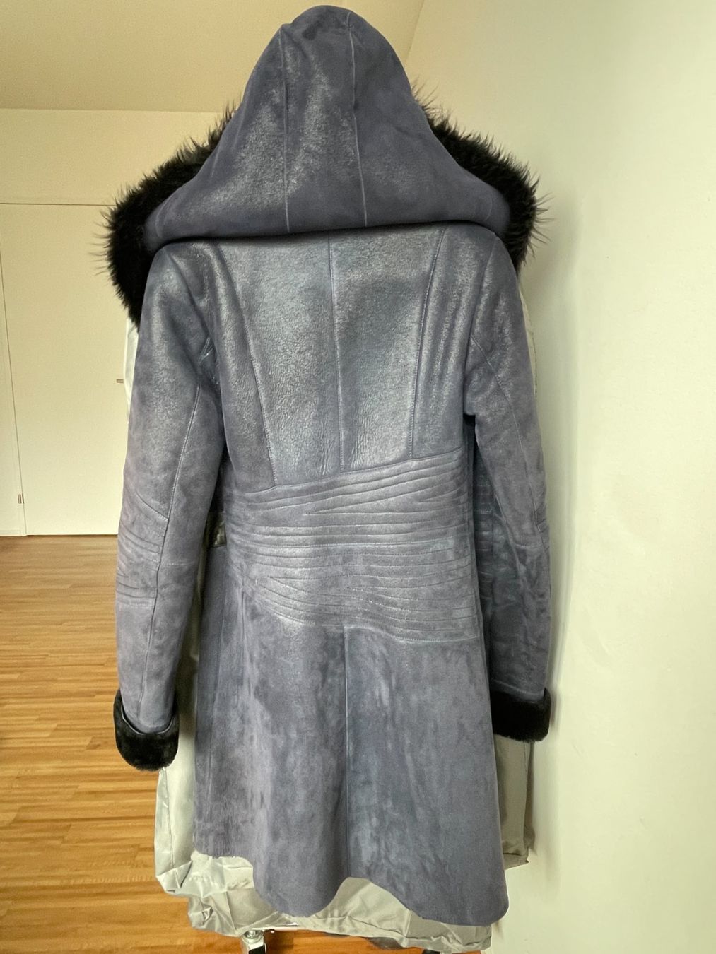 Mäntel: Lammfell Mantel / Shearling – Gebraucht aus Zürich von nao_6f5t 1