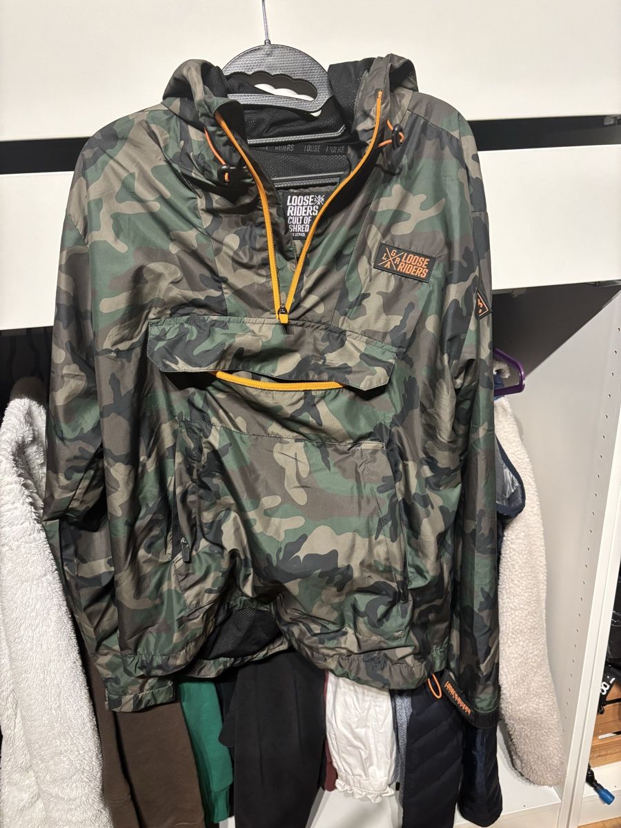 Giacche: Loose Riders Camo Windbreaker Jacket - Size Medium – Nuovo (secondo la descrizione) da Lugano venduto da sar_hz5j
