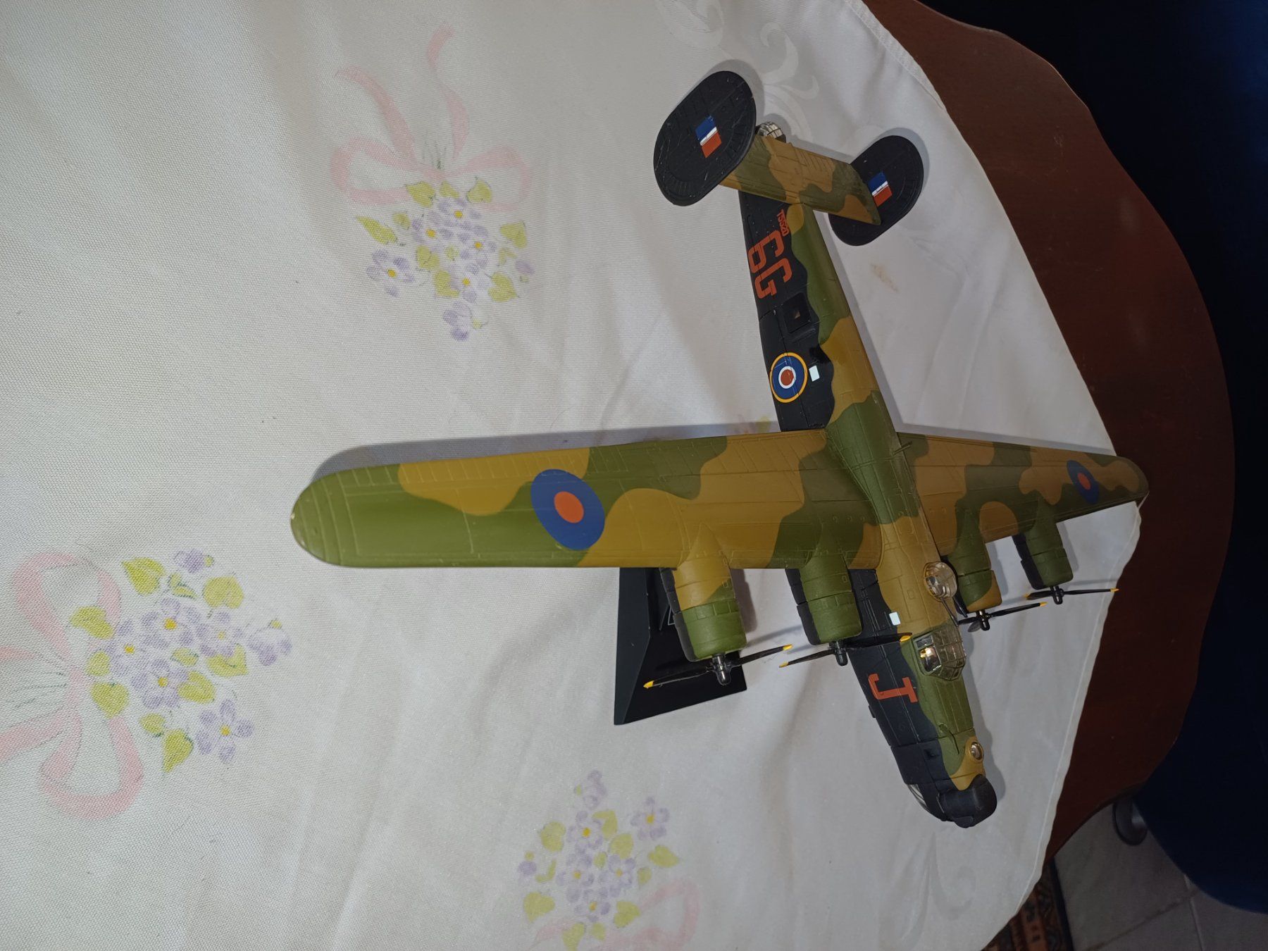 Corgi Toys Kit di modellismo & Modellini statici: Bomber B24 Sondermodell limitiert – Usato da Winznau venduto da Jaguar_01 5