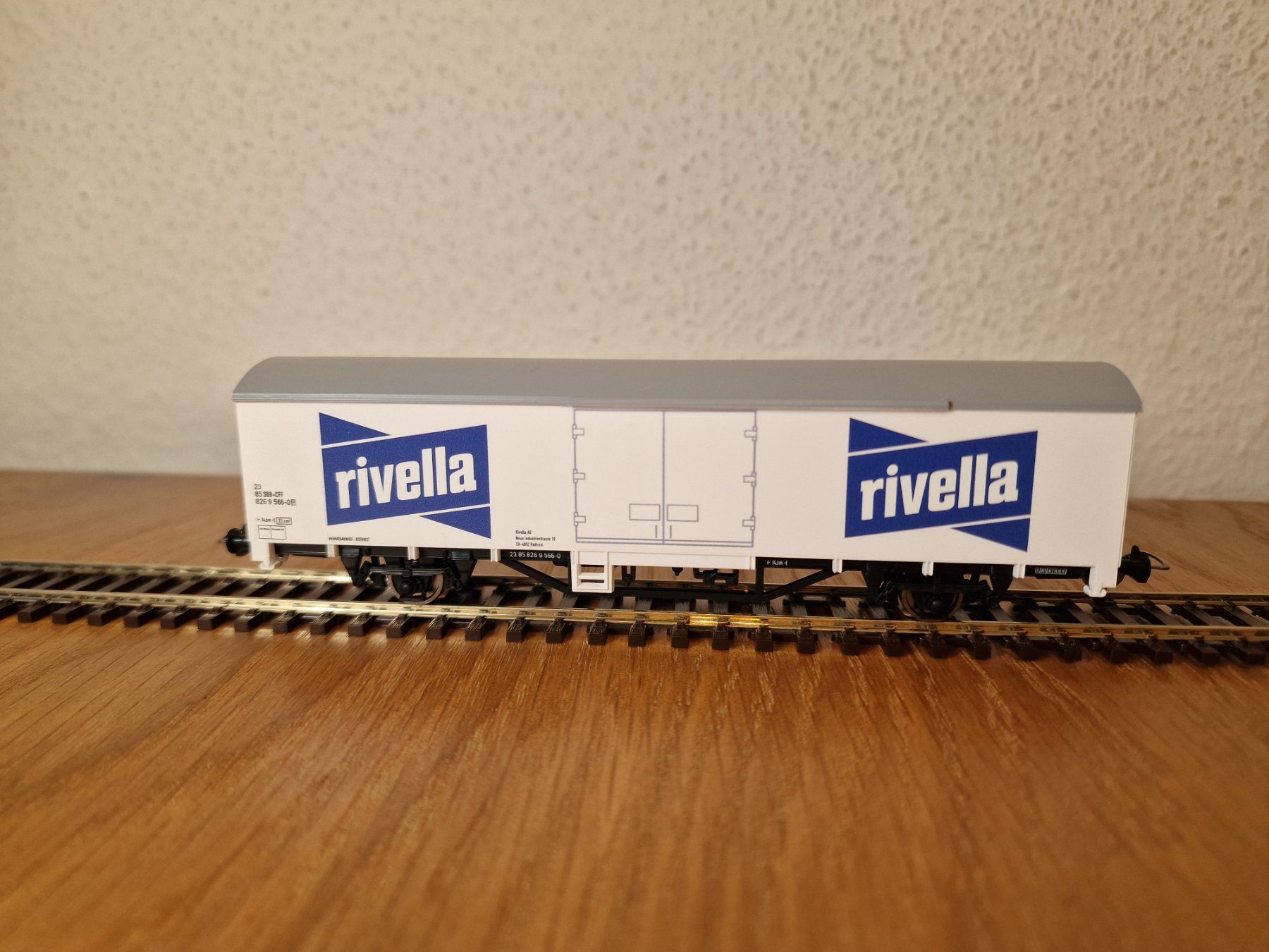 Piko Modellini di ferrovie: SBB Rivella Güterwagen H0 – Usato da Matten b. Interlaken venduto da lor_hr9w