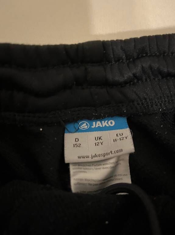 Jako Pantaloni: JAKO Trainerhose Gr. 11-12Y – Usato da Ottoberg venduto da yvonne.graenacher 1