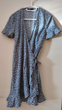 Robe portefeuille fleurie ONLY - Taille 36 (S) - État neuf