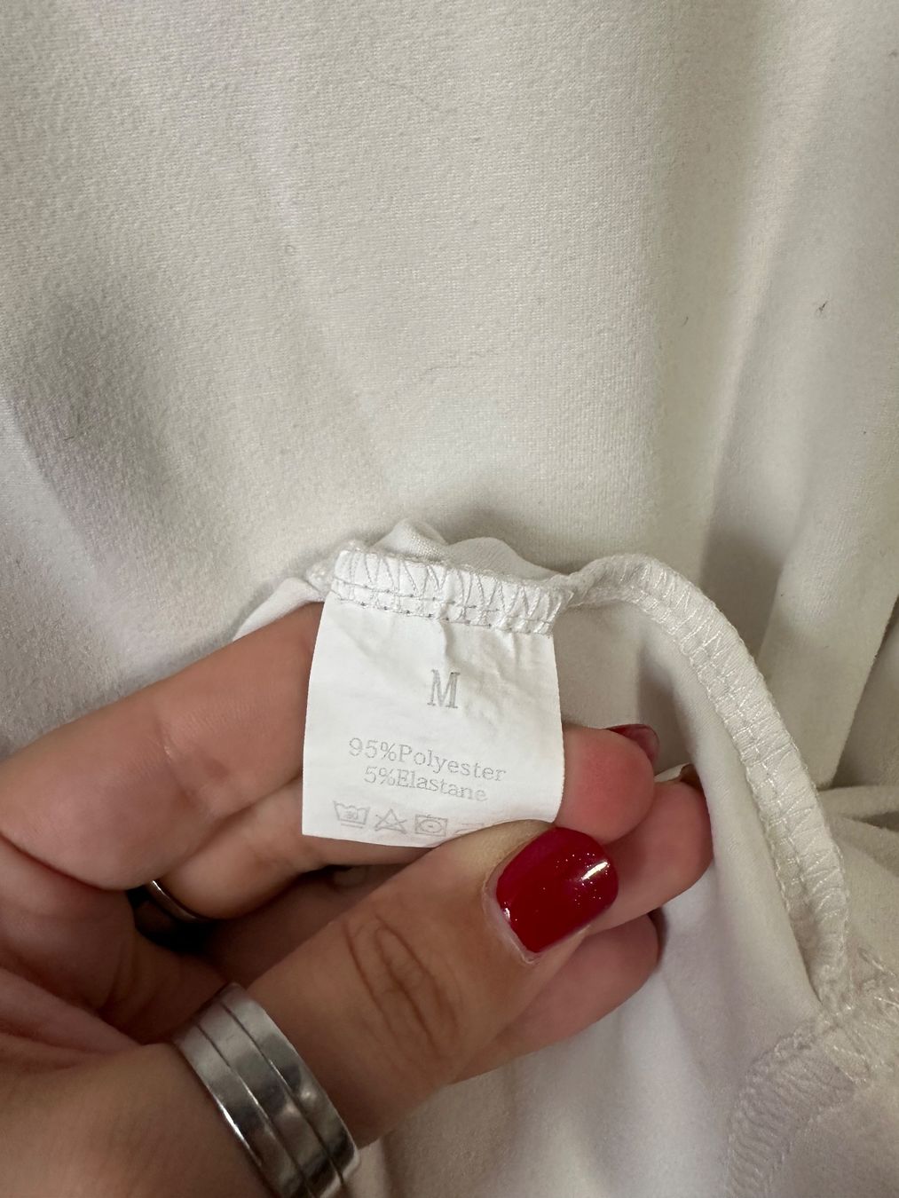 Tops: Damen Tanktop weiss Grösse M – Gebraucht aus Schaan von Hermine2018 1