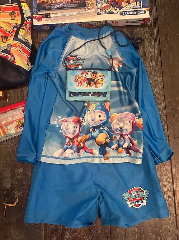 Lotti di vestiti: Ensemble Pat Patrouille 4-6 ans – Usato da Petit-Lancy venduto da areyouinterested 2