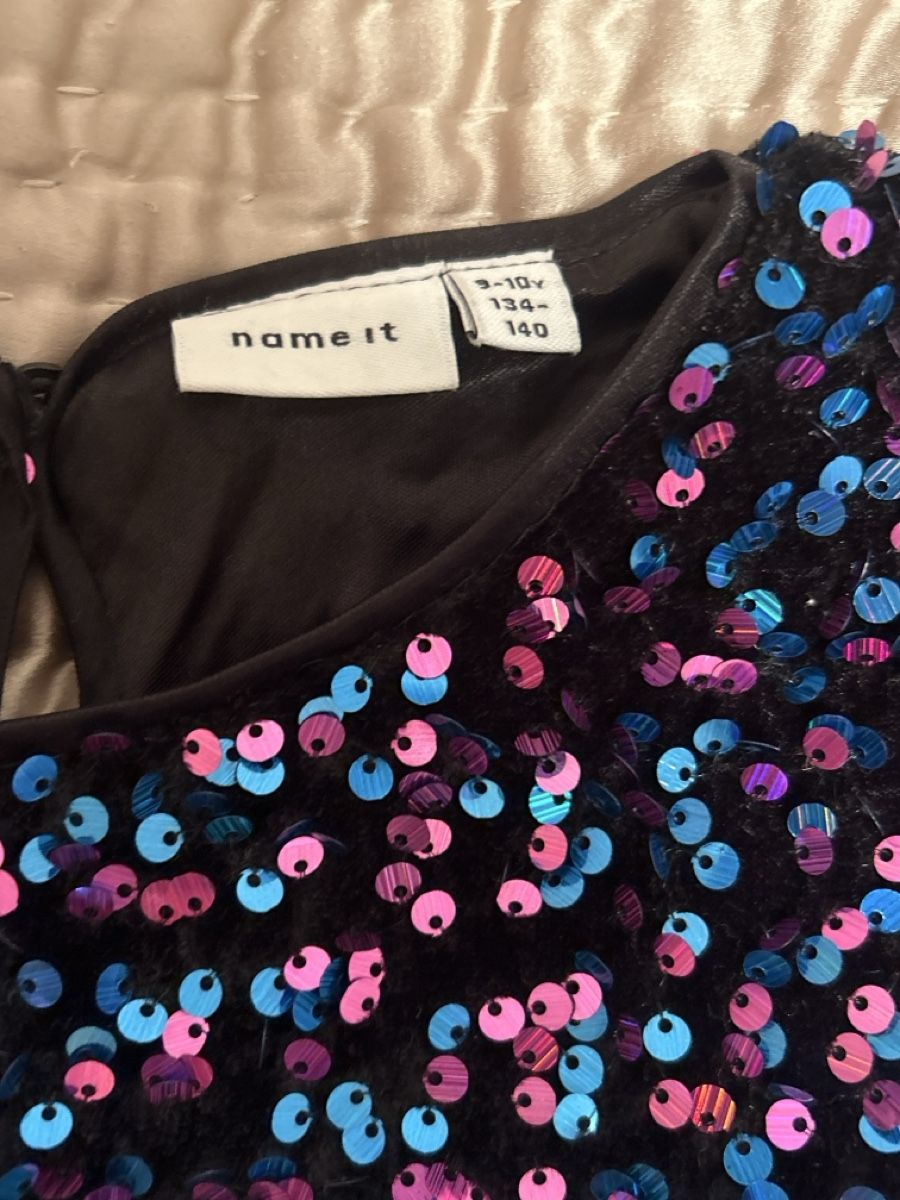 Name It Vestiti & Gonne: Name it Kleid 9-10 Jahre – Usato da Uetikon am See venduto da barceloneta 1