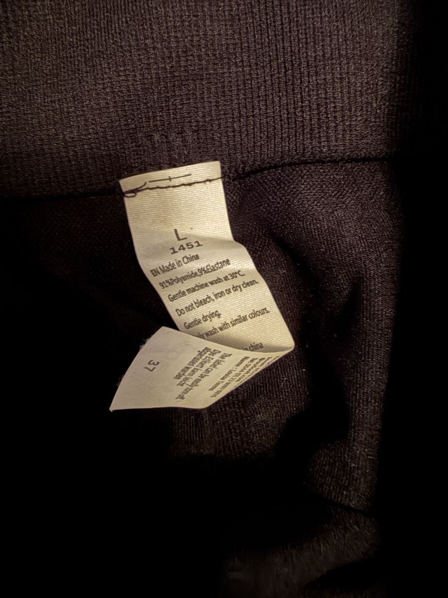 Leggings: Sport Leggings schwarz elastisch – Nuovo (secondo la descrizione) da Frenkendorf venduto da lrhggrty 2