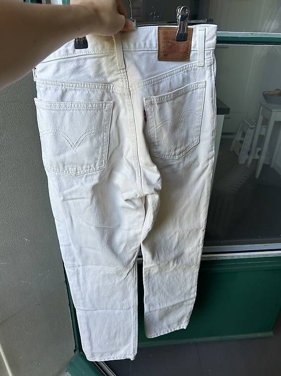 Levi's Jeans: Levis Sommer Jeans – Usato da Bern venduto da rea_z59j 2