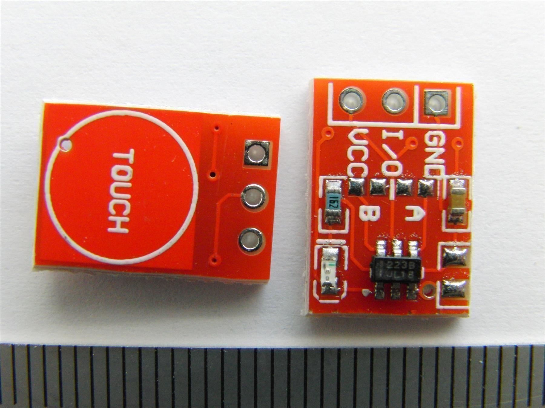 Interruttori: 2 Stück Kapazitiver Touch Sensor – Nuovo (secondo la descrizione) da Riehen venduto da GrauerBaer55 1