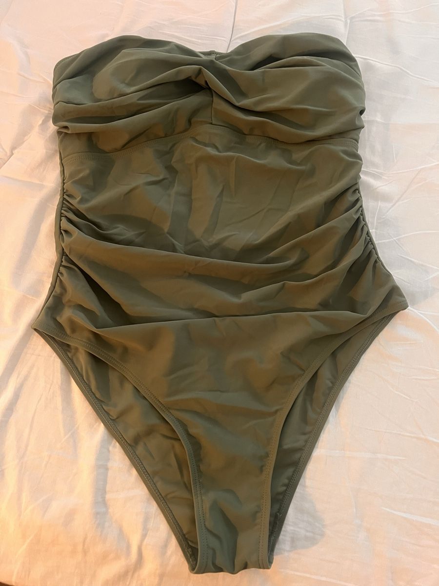 Costumi da bagno & Bikini: Badeanzug – Nuovo (secondo la descrizione) da Worblaufen venduto da TamiNani