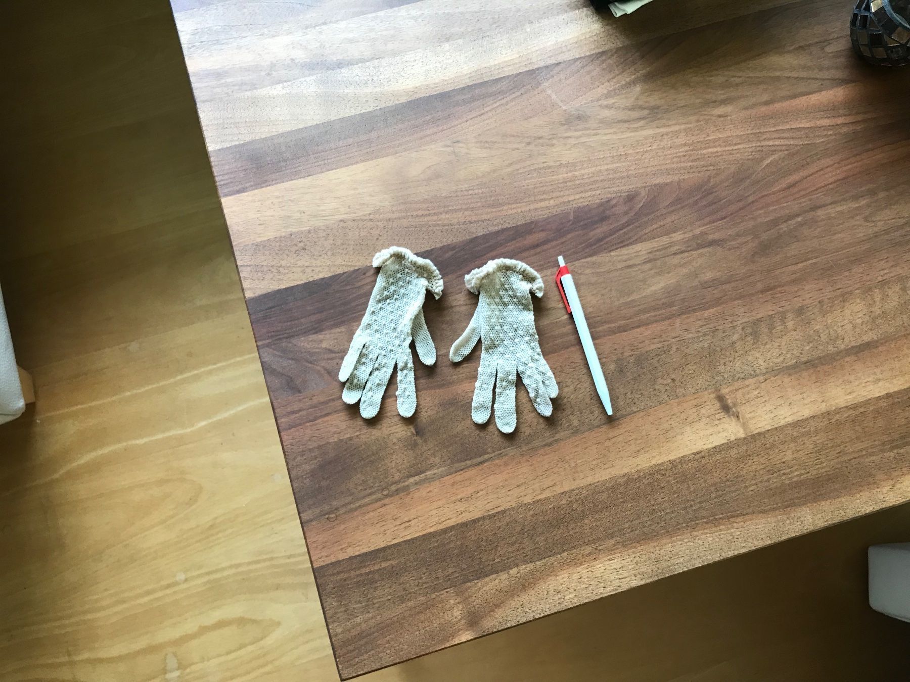 Kinderhandschuhe: Antike Kinderhandschuhe – Gebraucht aus Hittnau von Noppi 4