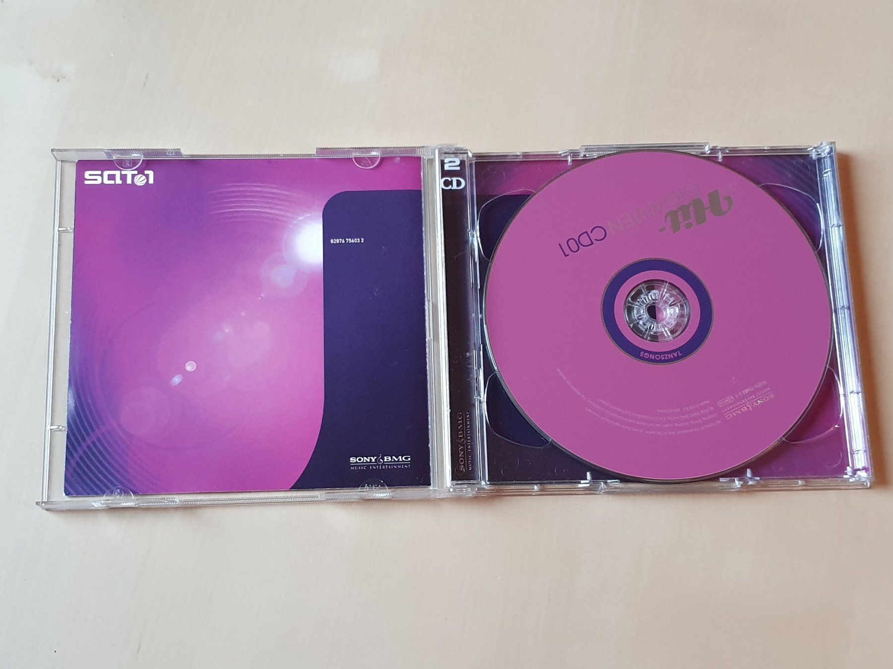 CDs: Hit Giganten Tanzsongs – D'occasion à Stansstad par collectorsshop 2
