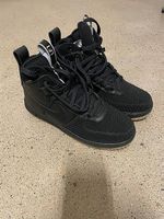 Limited Edition Nike Schuhe 40