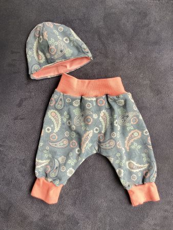 NEUES Neugeborenen Set (Pumphose + Beanie)