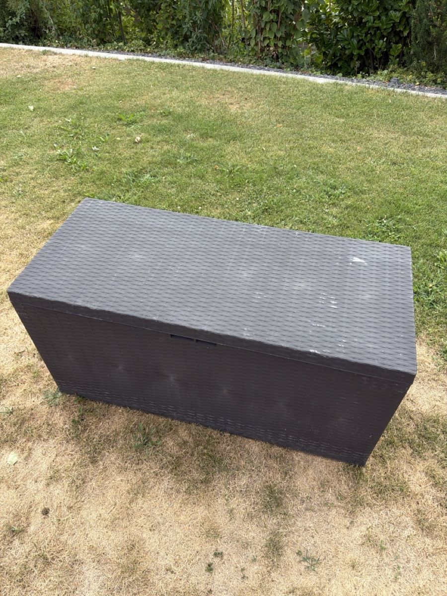 Box contenitori: Gartenbox Kunststoff Anthrazit – Usato da Kappel SO venduto da Janni07 1