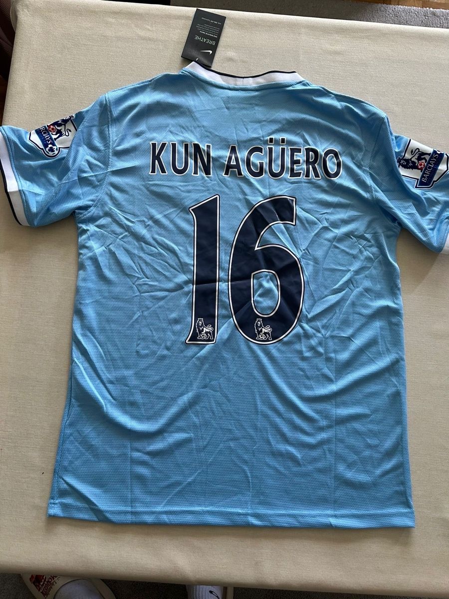 Nike Leibchen & Hosen: Manchester City Agüero Trikot – Neu und originalverpackt aus Schafisheim von Mattia_bd 1
