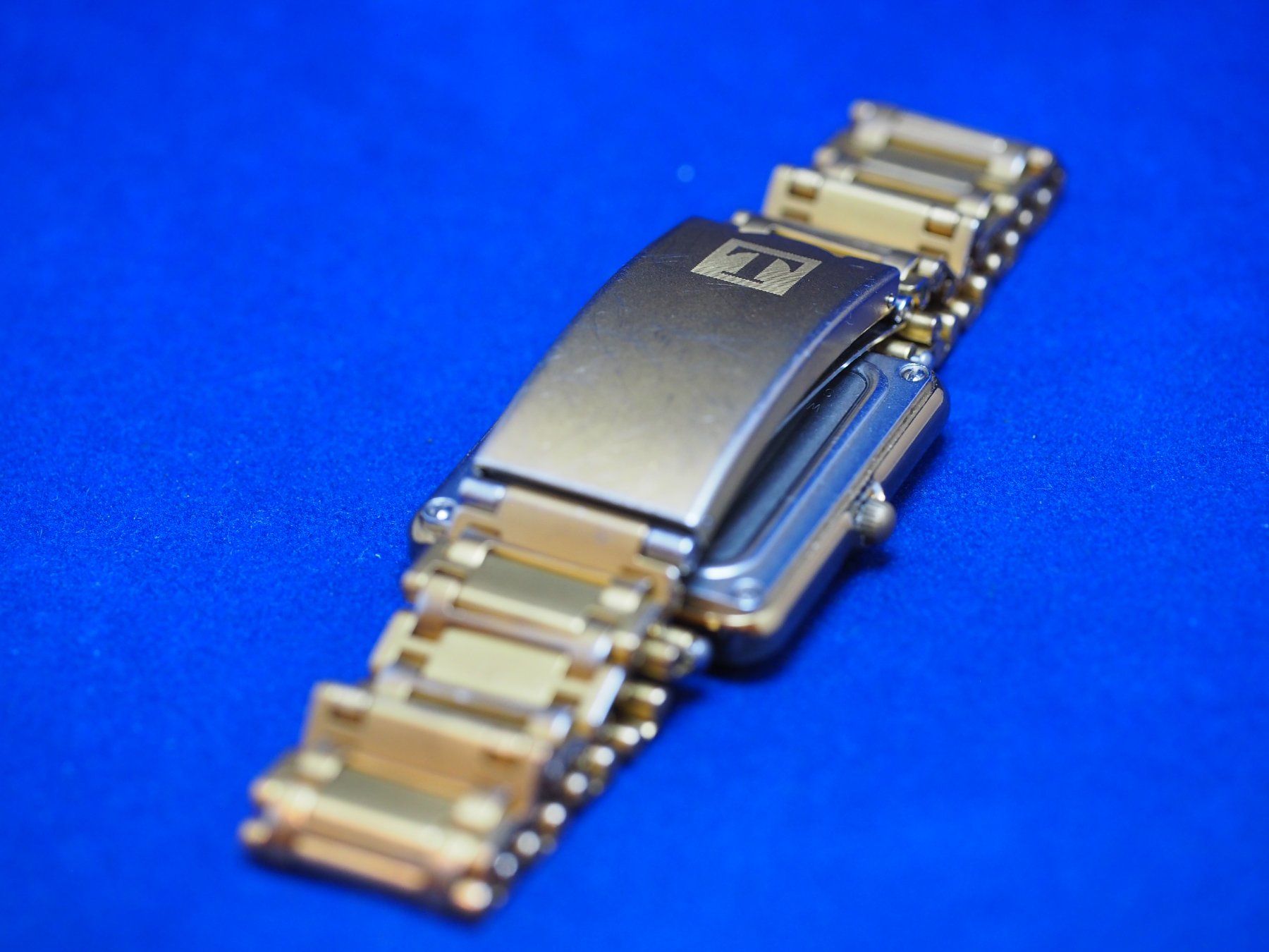 Tissot Orologi: Tissot, Two Timer, läuft perfekt Fr. ab 1.- – Usato da Bischofszell venduto da Zeitwerke 3
