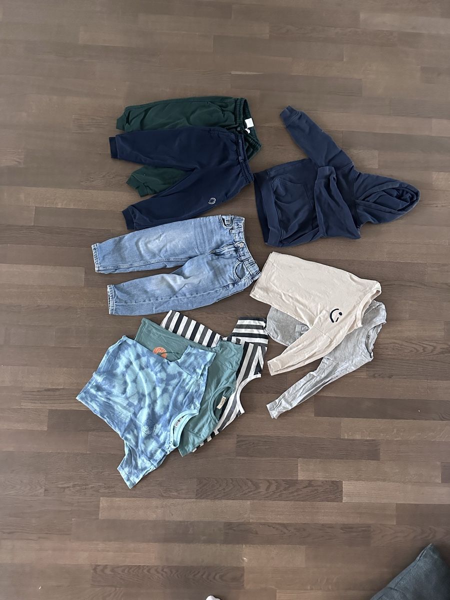 Zara Kleiderpakete & -sets: Kleiderpaket Gr.92/98 – Gebraucht aus Luzern von cam_f7qx