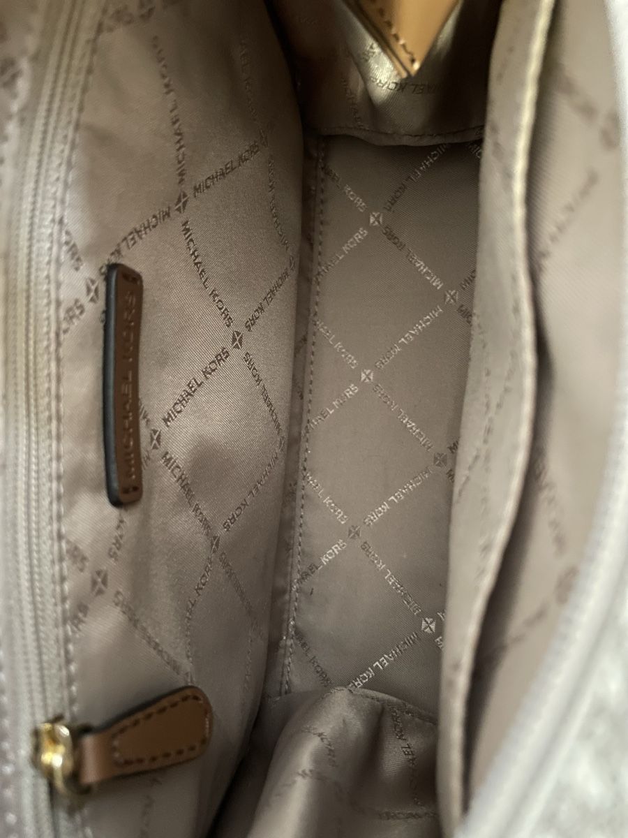Michael Kors Borse da donna: Michael Kors Handtasche, mit Schulterträger – Nuovo (secondo la descrizione) da Rheineck venduto da cha_p9qy 5