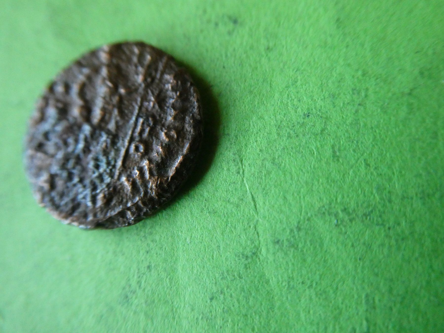 Tutti le monete: uralte Bronzemünze  17 mm     1.92 g – Usato da Hinterforst venduto da Rohusri 3