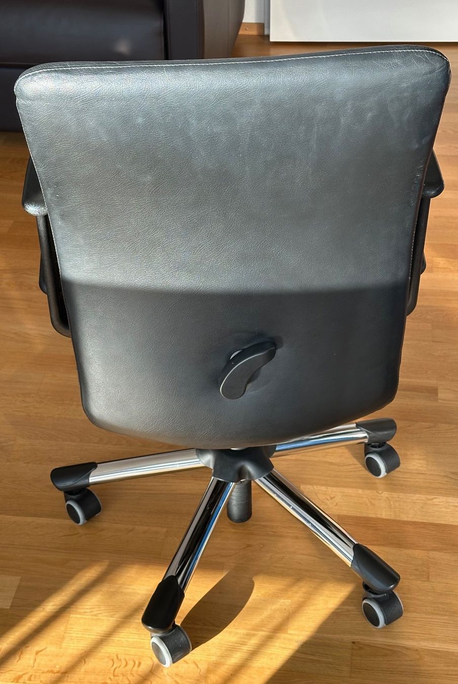 Stühle: Bürostuhl Interstuhl Ataros Leder – Gebraucht aus Zürich von rob-777 3