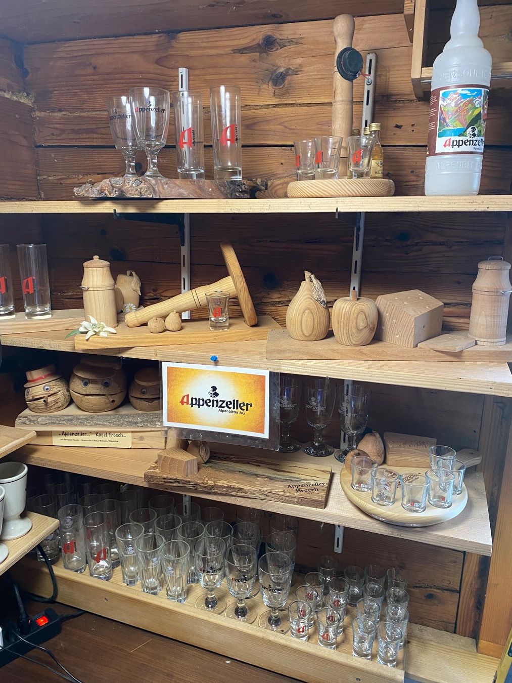 Sgabelli: Appenzeller...  Melchstuhl..! – Nuovo e nell'imballaggio originale da Wattwil venduto da Hoelzig 2