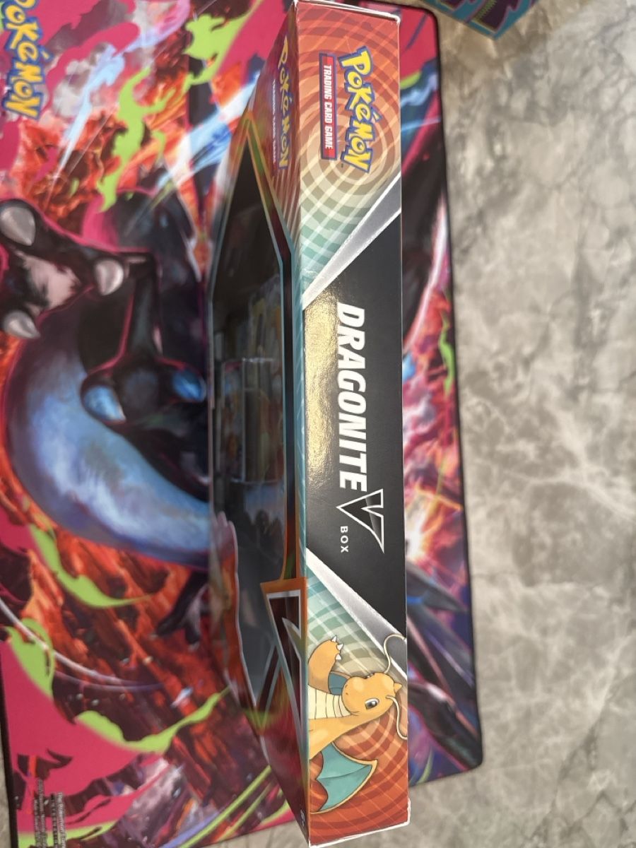 Pokémon Carte collezionabili: Pokémon Dragonite V Box EN OVP – Nuovo e nell'imballaggio originale da Buchs ZH venduto da ber_wjl8 2