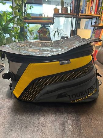 Touratech Companero Tankrucksack by Kahedo 