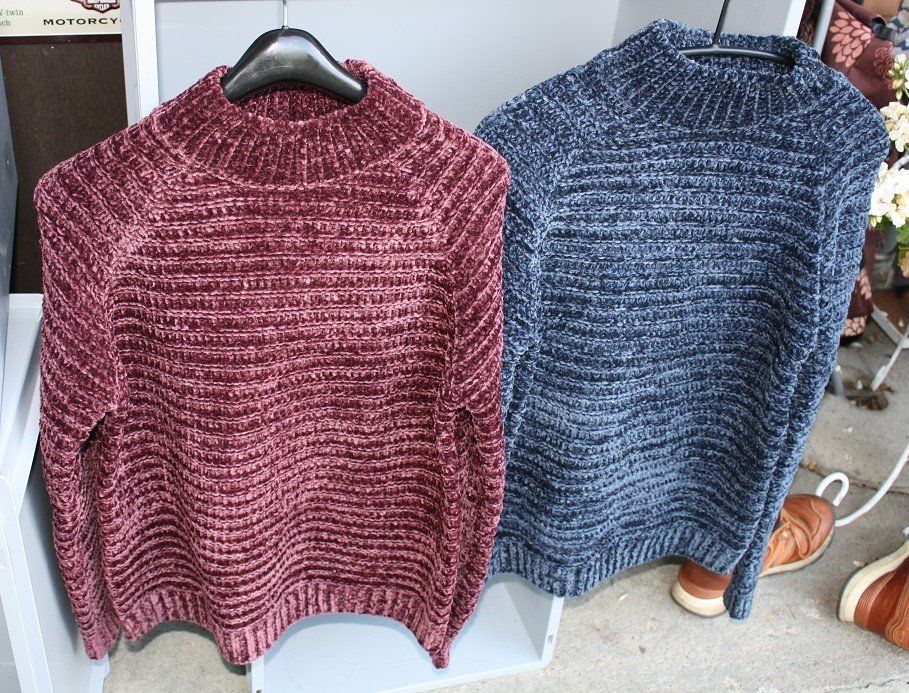 Pullover & Sweatshirts: 2 Damenpulli neu gr s – Neu (gemäss Beschreibung) aus zuchwil von parson65