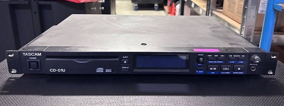 CDs: Lettore CD Tascam CD-01U – Gebraucht aus Riazzino von ste_p59z