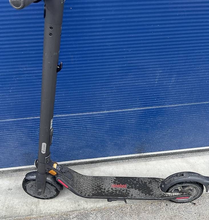 Kickboard: Nineboot E45 Scooter – Usato da Berneck venduto da Rhimi 3