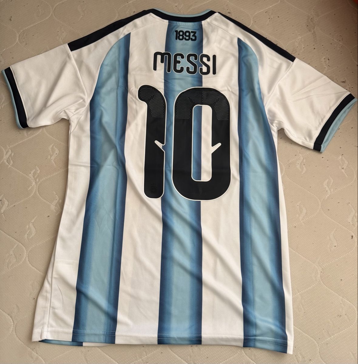 Canottiere & Pantaloni: MAILLOT ARGENTINE MESSI 10 – Nuovo e nell'imballaggio originale da Grand-Lancy venduto da ter_bvn7 1