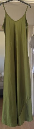 LONGUE ROBE! M