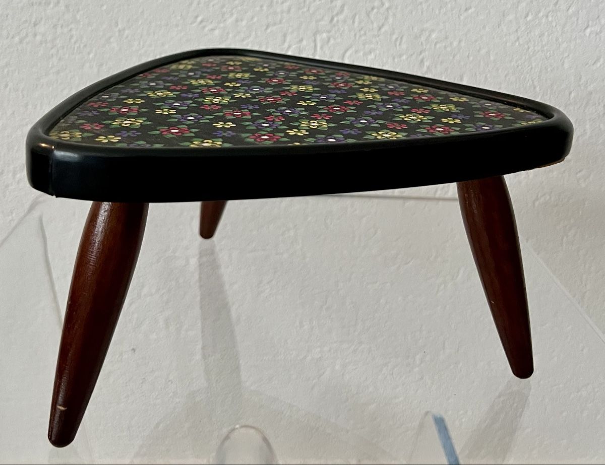 Sgabelli: Vintage Mid Century Blumenhocker – Usato da Hunzenschwil venduto da Madachica 1