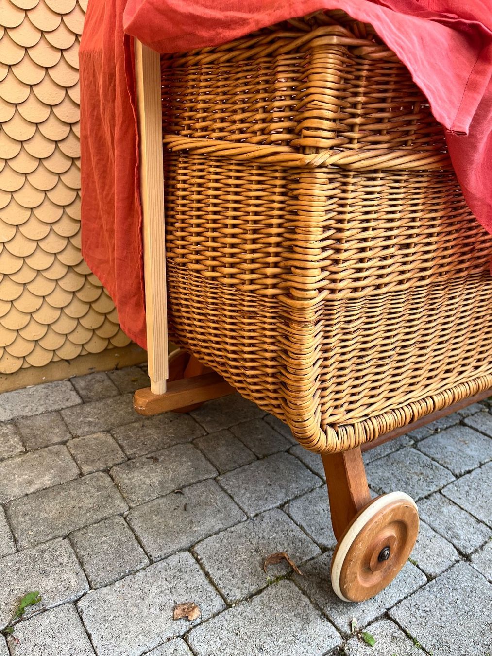Culle: antiker Stubenwagen – Usato da Amsoldingen venduto da rap_khm5 3
