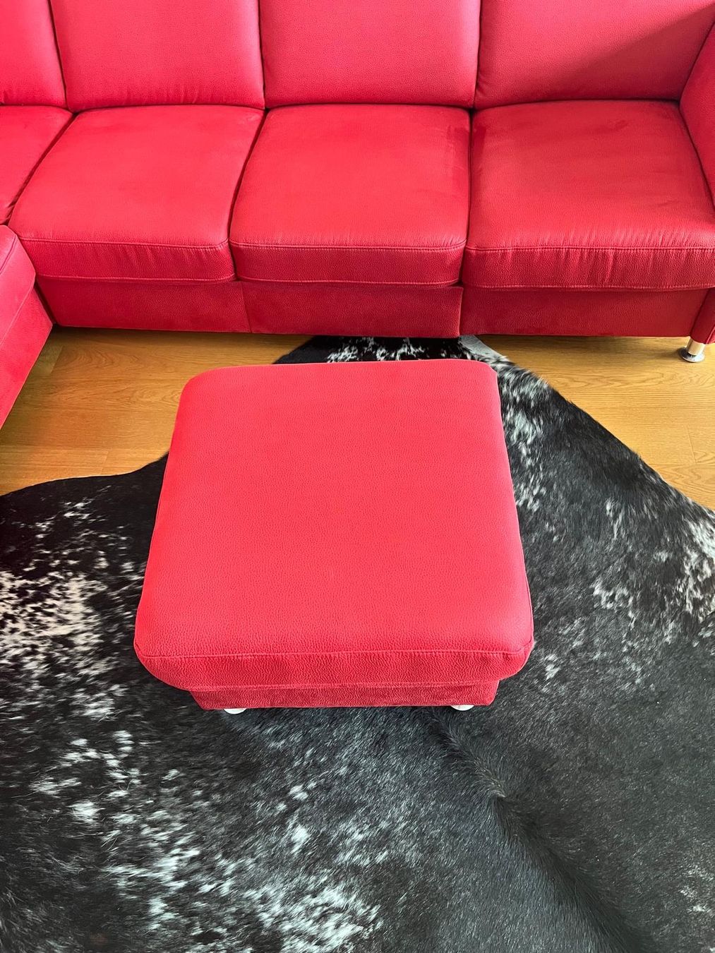 Sofas: Rotes Ecksofa mit Stauraum – D'occasion à Meilen par Malerin64 4