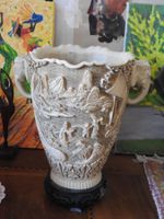 Asiatika: Cache Pot /  Vase in Elfenbein-Imitat