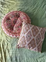 2 wunderschöne Kissen Boho Indie Stil von Cachet!