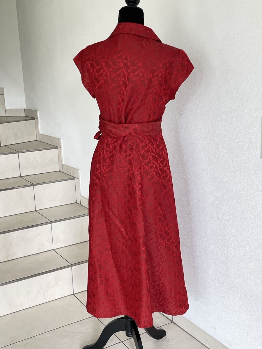 Vestiti: Robed Dress Ideale Red Size M   – Usato da Richterswil venduto da Prangins9 1