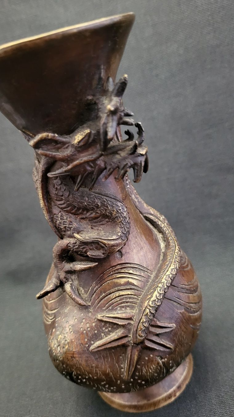 Vase & Récipients: Drachen-Vase Bronze – D'occasion à Basel par spinne02