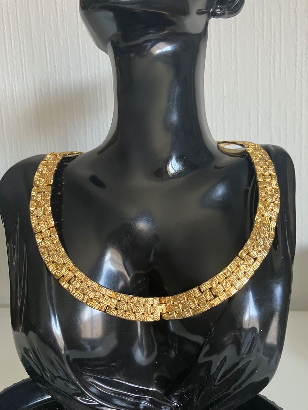 Catenine: Collier Altesse plaqué or  Collection vintage – Usato da Peseux venduto da CharmeCommerce