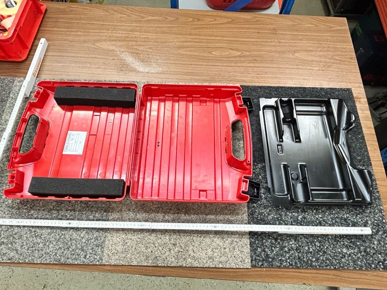 Valigie: HILTI  Koffer Kunststoff Rot  LEER – Usato da Malters venduto da DPHandel 2