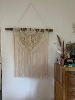 Wandbehang Makramee beige an Holzstab neuwertig