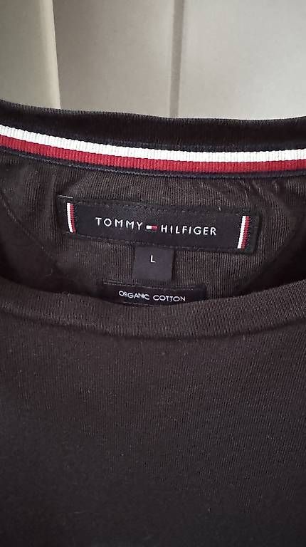 Tommy Hilfiger T-shirt: Tommy Hilfiger T-Shirt L – Usato da Zollikon venduto da rose59 1