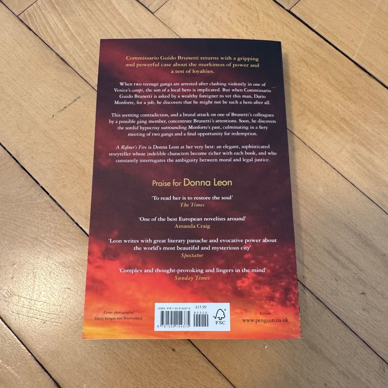 Libri: Donna Leon: A Refiner's Fire - der neuste Brunetti! – Nuovo (secondo la descrizione) da Luzern venduto da philippbrl 1